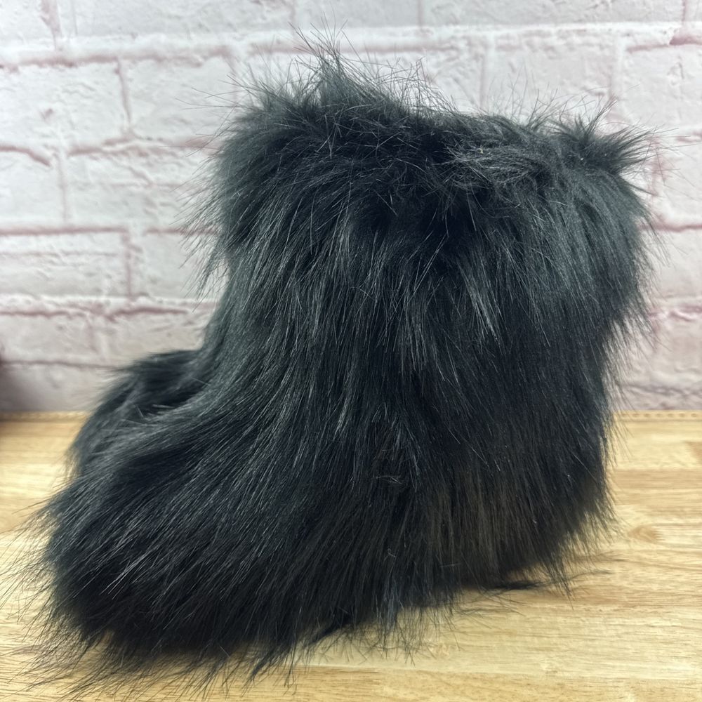 Faux Fur Lace Up Boots - Black